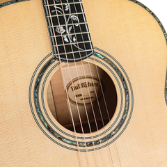 Acoustic Guitar D-10
